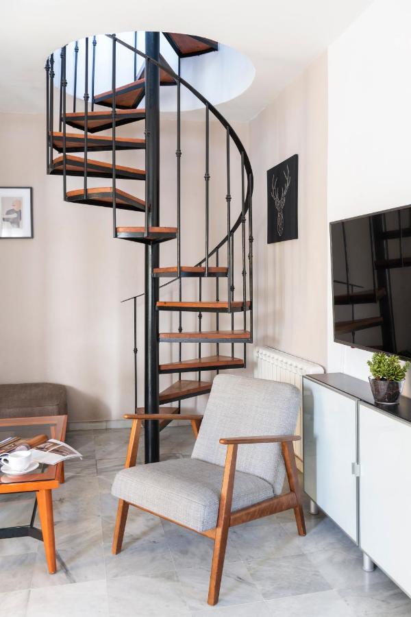 Apartamento Con Terraza En Sevilla Centro By Rent Me Екстериор снимка